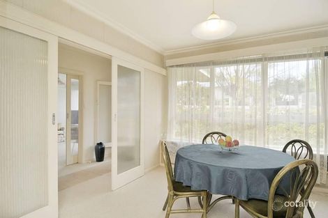 Property photo of 2 Downing Street Blackburn VIC 3130