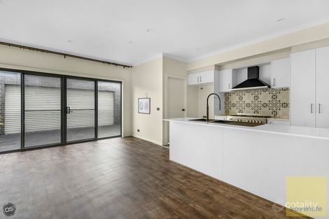 Property photo of 98 Macedon Parade Wollert VIC 3750