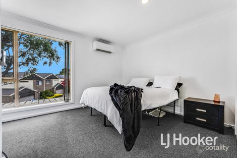 Property photo of 17/52-54 Shinners Avenue Berwick VIC 3806