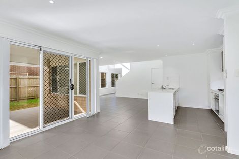 Property photo of 10 Pine Place Upper Kedron QLD 4055
