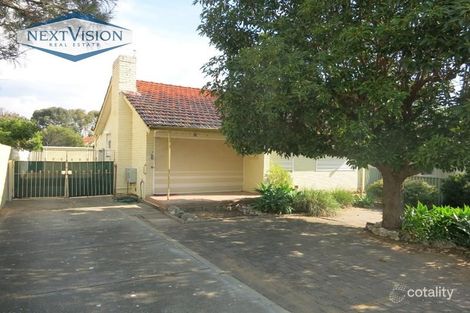 13 Bradbury Rd, Hamilton Hill, WA 6163