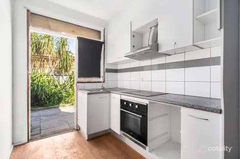 Property photo of 6/14 Manly Street Werribee VIC 3030