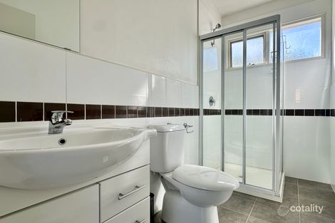 Property photo of 17 Beach Avenue Elwood VIC 3184