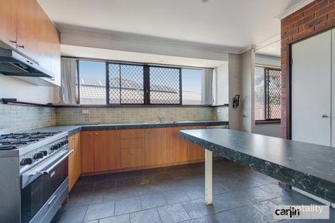 Property photo of 6 Bersica Court Kardinya WA 6163