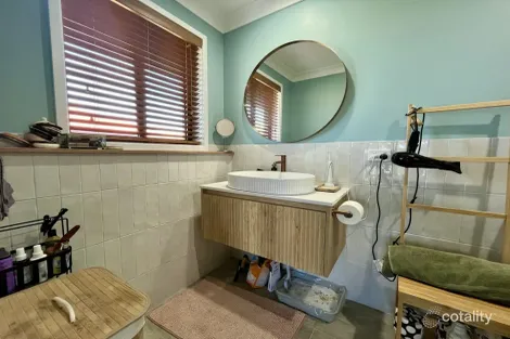 Property photo of 51 Clerke Street Old Bar NSW 2430