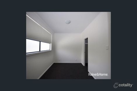 Property photo of 19 Greenview Place Blakeview SA 5114