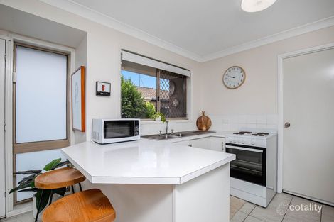 Property photo of 1/140 Whiting Street Labrador QLD 4215
