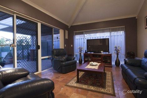 Property photo of 17 Millcroft Elbow Jandakot WA 6164