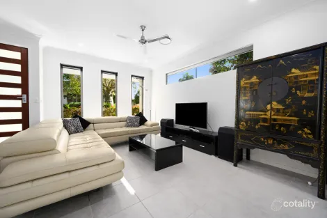 115/299 Napper Rd, Arundel, QLD 4214