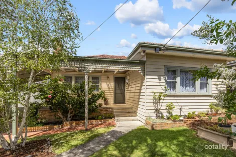 Property photo of 81 Forrester Street Essendon VIC 3040
