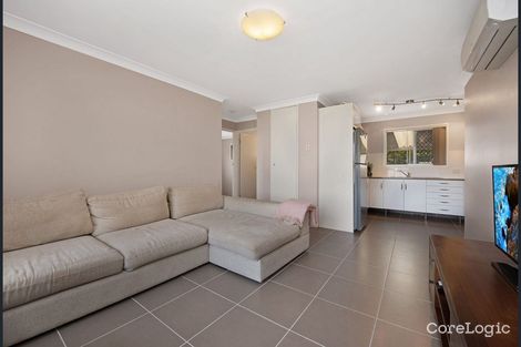 Property photo of 1/2 Doncaster Street Newtown QLD 4350