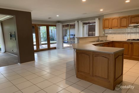 Property photo of 3 McIlwraith Court Berwick VIC 3806