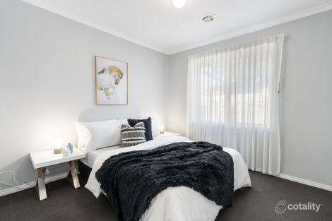 Property photo of 23 Elinda Place Reservoir VIC 3073