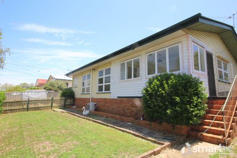24 Blaxland St, Eastern Heights, QLD 4305