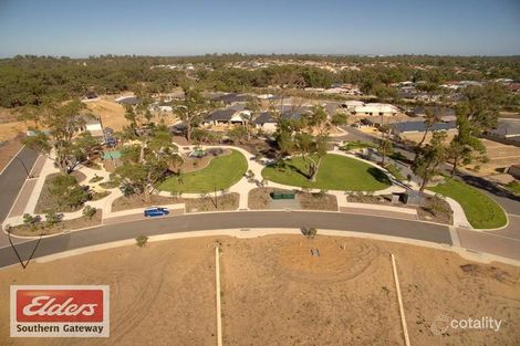 Property photo of 25 Bellingham Parade Wellard WA 6170