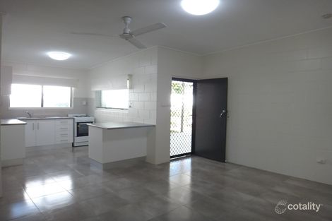 Property photo of 2/14 Mazlin Street Edge Hill QLD 4870