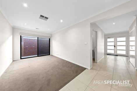 Property photo of 2 Kellie Court Albanvale VIC 3021
