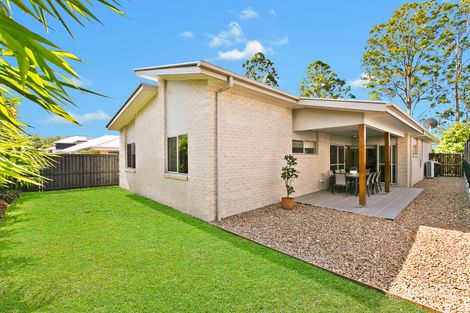 Property photo of 35 Lomond Circuit Upper Kedron QLD 4055