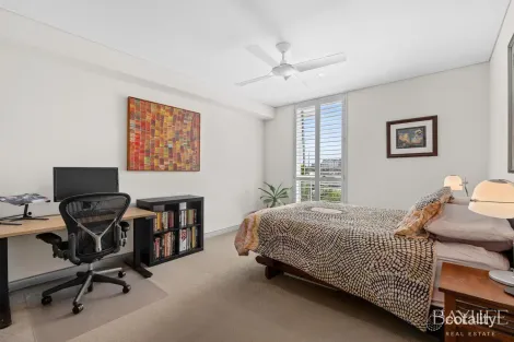 Property photo of 10/17 Marine Parade Redcliffe QLD 4020