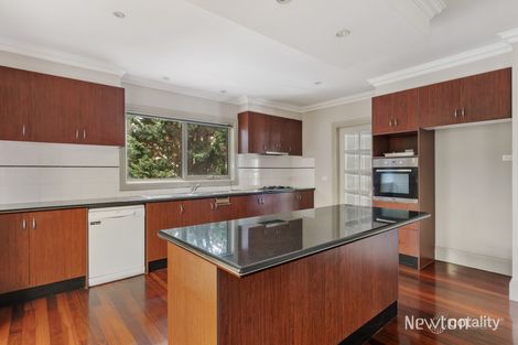 Property photo of 8/9 Refuge Close Doncaster East VIC 3109