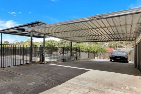 Property photo of 5 Petersen Crescent Tregear NSW 2770