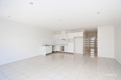 Property photo of 4/4 Ryrie Grove Wollert VIC 3750