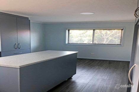 Property photo of 4 Flinders Way Surf Beach NSW 2536