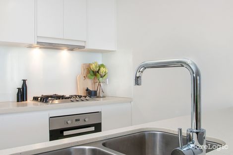 Property photo of 205/7-11 Magnolia Drive Breakfast Point NSW 2137