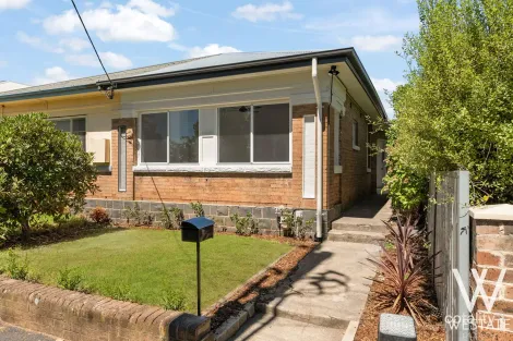 Property photo of 4 Dora Street Orange NSW 2800