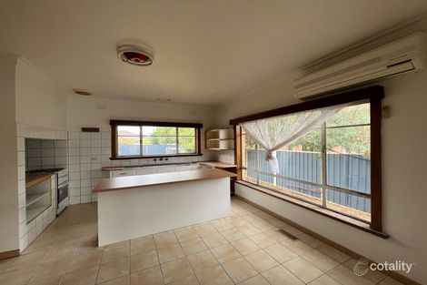 Property photo of 52 Suspension Street Ardeer VIC 3022