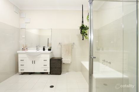 Property photo of 74 Brooks Street Macquarie Fields NSW 2564