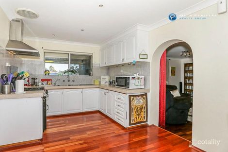 Property photo of 6 Topeka Place Wanneroo WA 6065