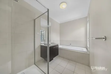 Property photo of 39 Tanami Street Point Cook VIC 3030