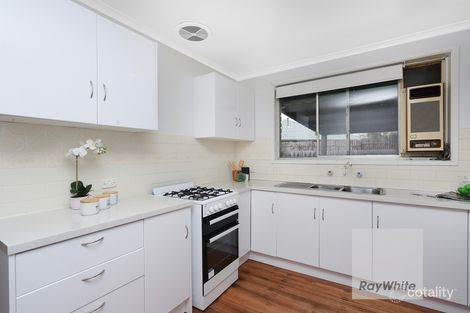 Property photo of 1 Orchard Court Gladstone Park VIC 3043