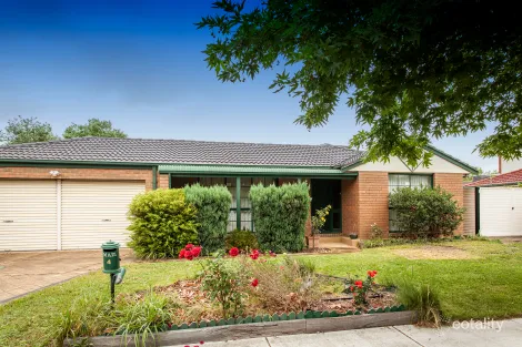 Property photo of 4 Farview Drive Rowville VIC 3178