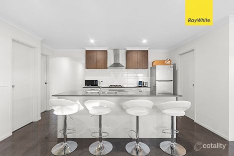 Property photo of 56 Bromley Circuit Thornhill Park VIC 3335