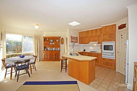 Property photo of 1/40 Josephine Avenue Mount Waverley VIC 3149