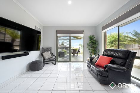 Property photo of 12 Heathwren Close Frankston South VIC 3199