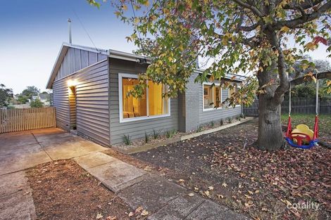 25 Calvert St, Hamlyn Heights, VIC 3215