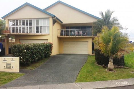 Property photo of 2/542 The Esplanade Warners Bay NSW 2282