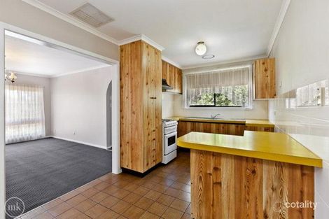 Property photo of 1/16 Beaconsfield Road Briar Hill VIC 3088