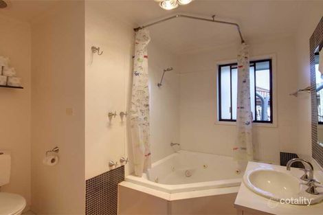 Property photo of 1/4 Carmell Drive Warrnambool VIC 3280