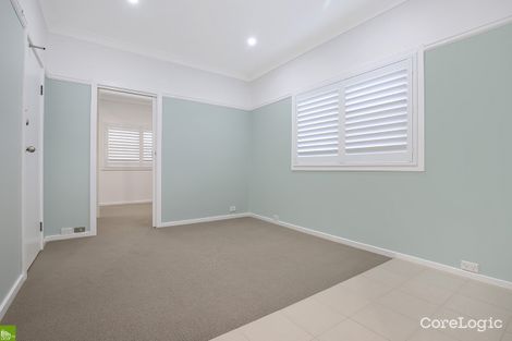 Property photo of 1/28 Pooraka Avenue West Wollongong NSW 2500