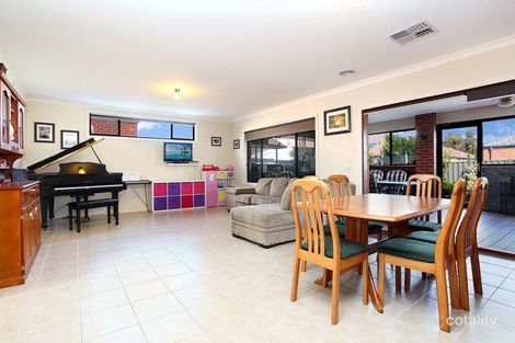 Property photo of 16 Lindeman Street Tarneit VIC 3029