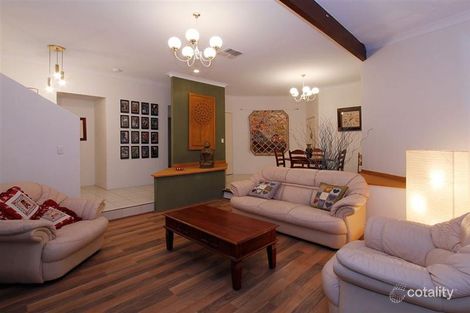 Property photo of 21 Heatherlea Parkway Leeming WA 6149