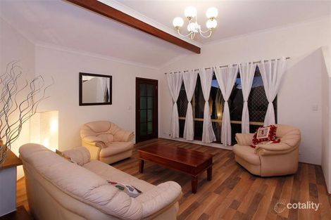 Property photo of 21 Heatherlea Parkway Leeming WA 6149