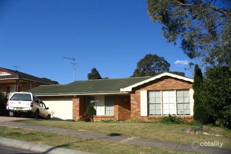 105 Connaught Rd, Valentine, NSW 2280