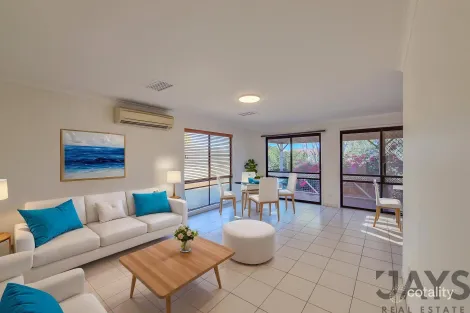 Property photo of 19 Landy Street Mornington QLD 4825