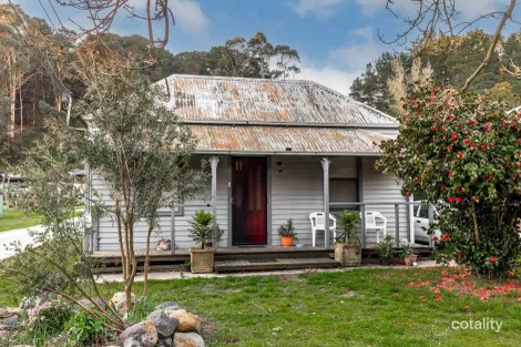 5 Esmond St, Black Hill, VIC 3350