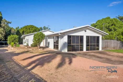 4 Almond Ct, Bushland Beach, QLD 4818